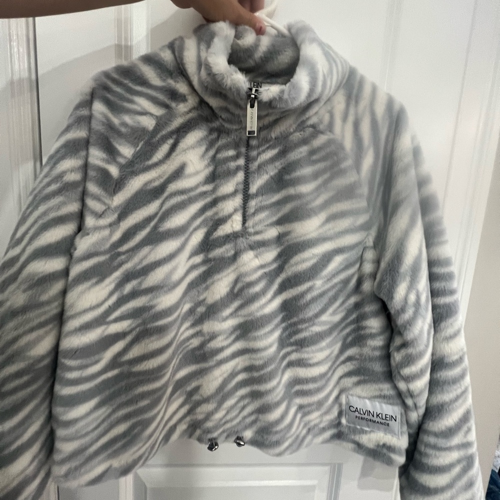Calvin Klein Sweater